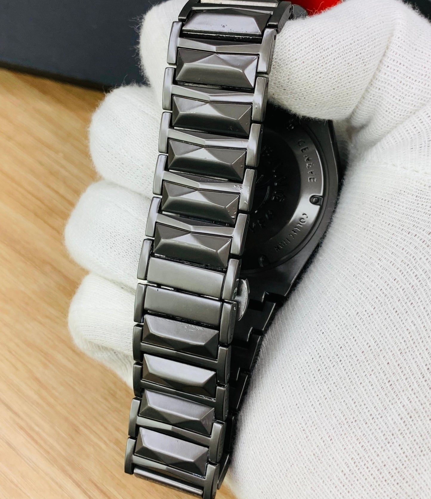 HUBLOT – Men's Watches STAINLESS STEEL DIAMOND CUT