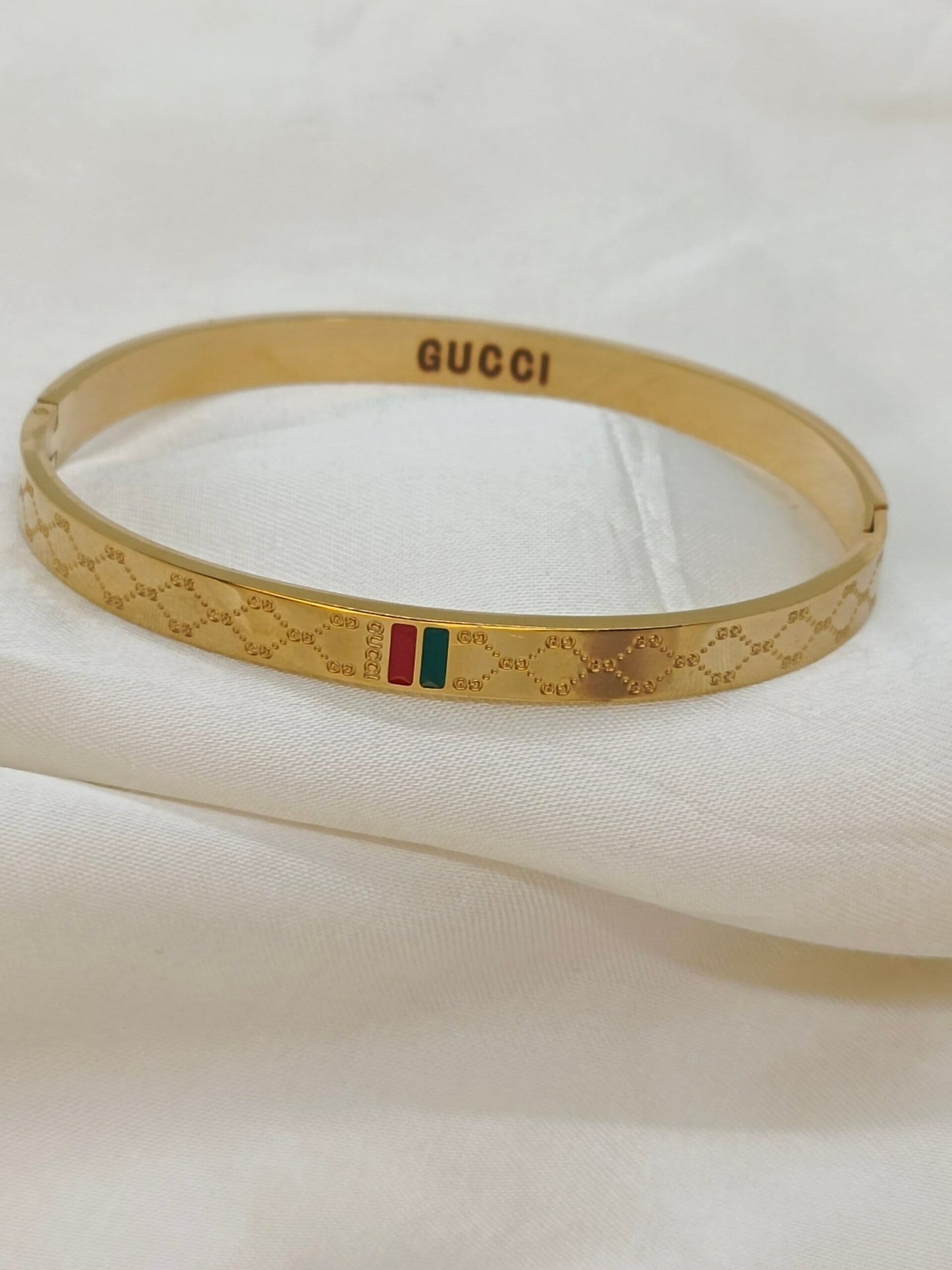 GUCCI BRACELET GOLDEN FOR MEN & WOMEN