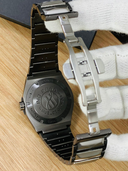 HUBLOT – Men's Watches STAINLESS STEEL DIAMOND CUT
